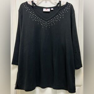 Quacker Factory Black 3/4 Sleeve Tunic with embellishments on neckline